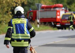 Kleidung Am Saaleufer In Jena Sorgt Fuer Rettungseinsatz 08